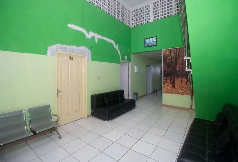 Hotelli Reddoorz @ Frans Seda Kupang
