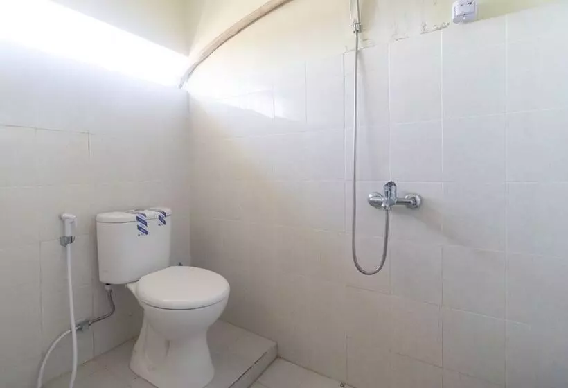 Hotelli Reddoorz @ Frans Seda Kupang