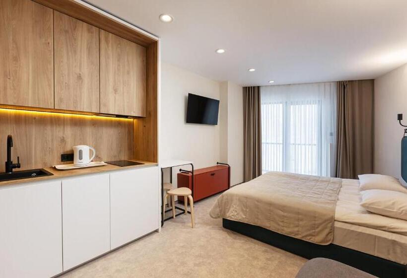 Hvoya Apart Hotel & Spa