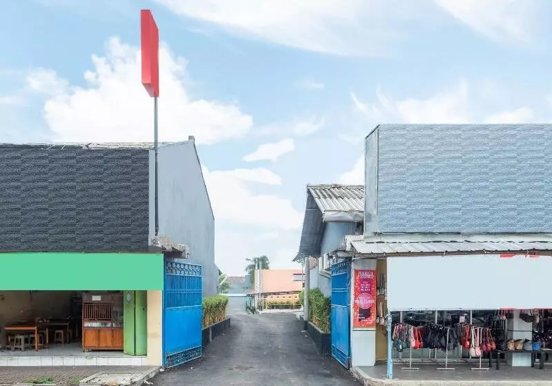 Hotelli Oyo 2099 Hz Residence