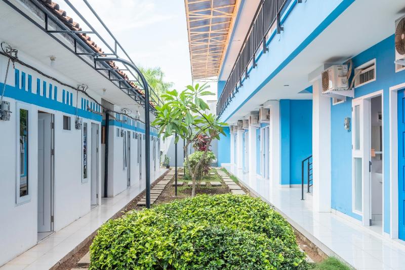 בית מלון כפרי Oyo 2099 Hz Residence