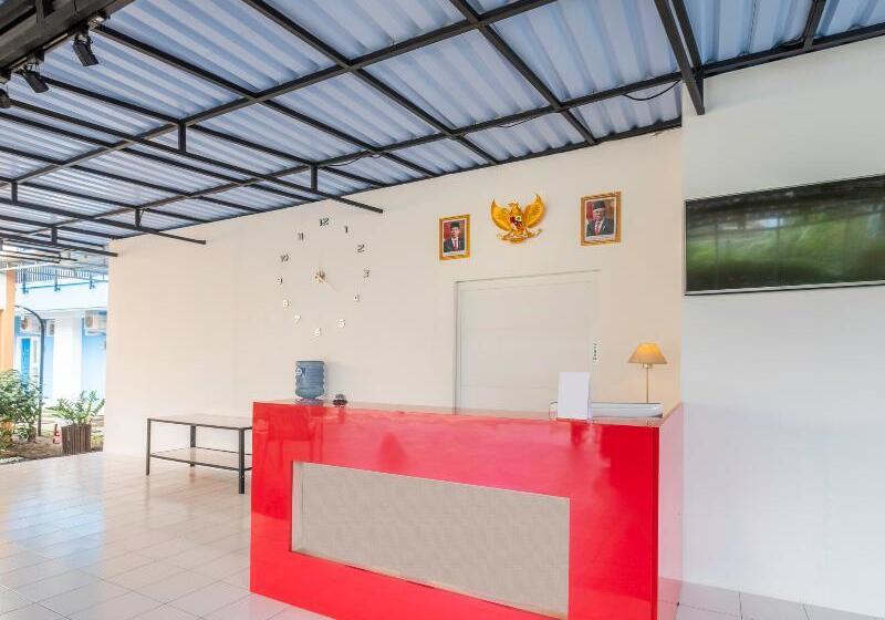 בית מלון כפרי Oyo 2099 Hz Residence