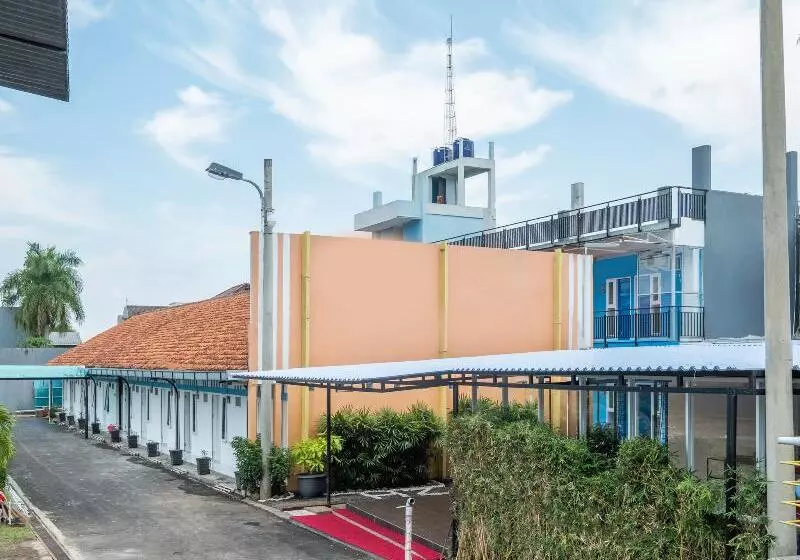 Hotelli Oyo 2099 Hz Residence