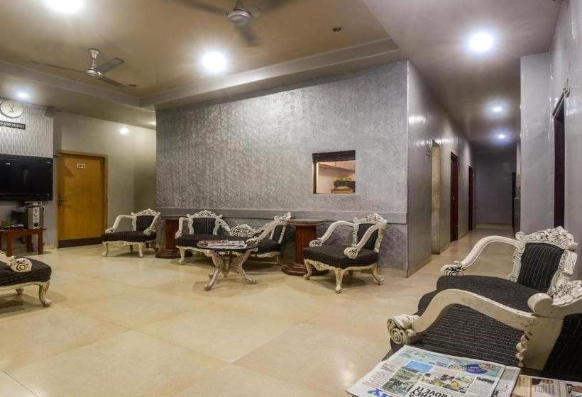 בית מלון כפרי Oyo 62301 Sahara