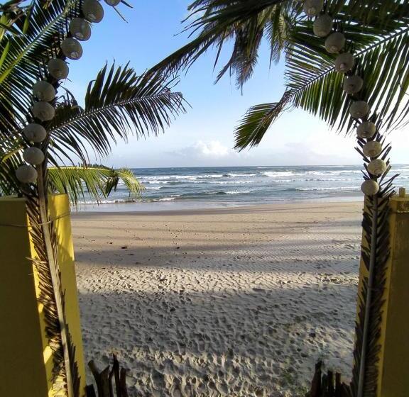 Hotel Voulez Vous, Managed By Dikwella Beach