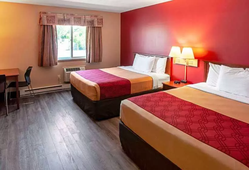 호텔 Econo Lodge On The Bay