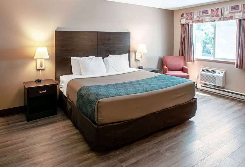 호텔 Econo Lodge On The Bay