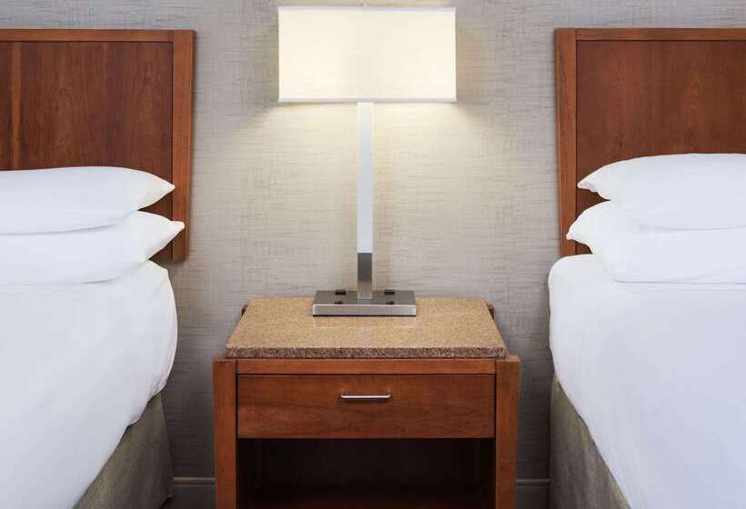 فندق Hyatt Centric Chicago Ohare