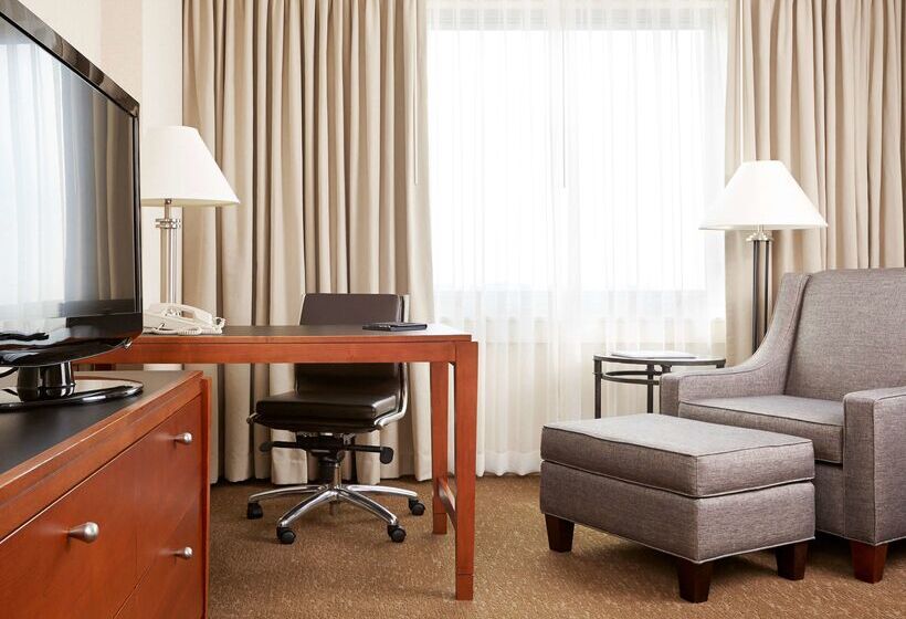 فندق Hyatt Centric Chicago Ohare