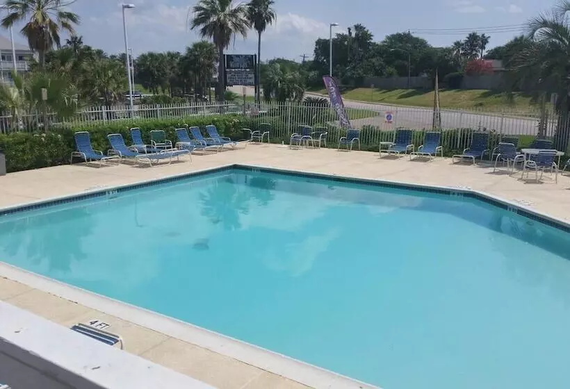 فندق Inn At The Waterpark