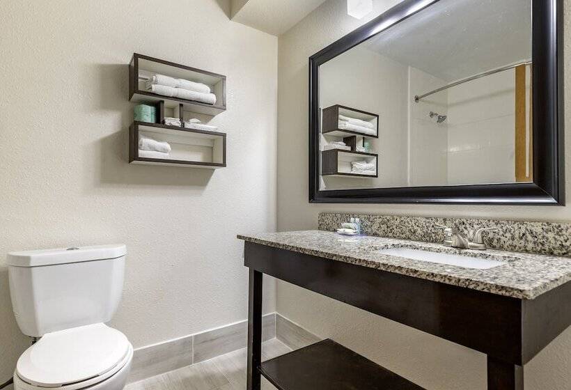 בית מלון כפרי Quality Inn