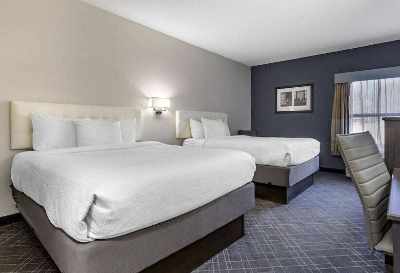 בית מלון כפרי Quality Inn