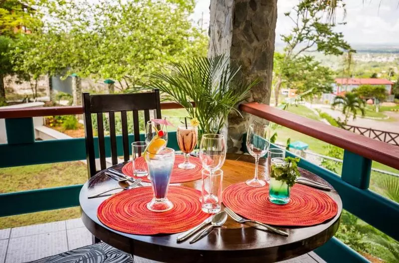 Hotelli Falling Leaves Lodge