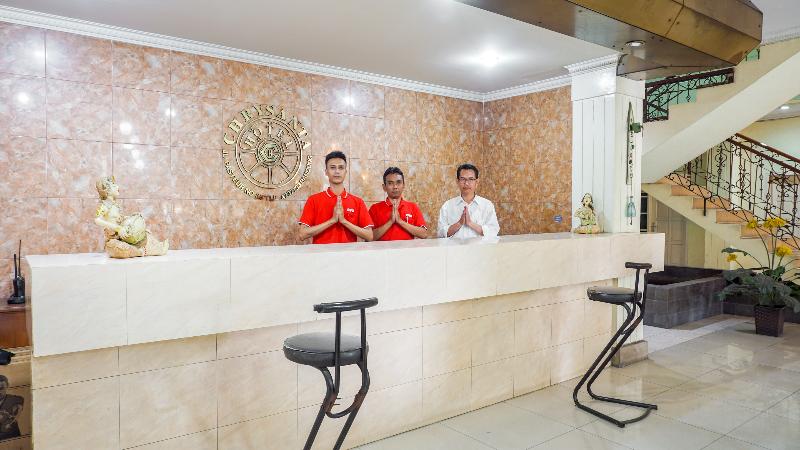 Hotel Oyo 2085 Chrysanta