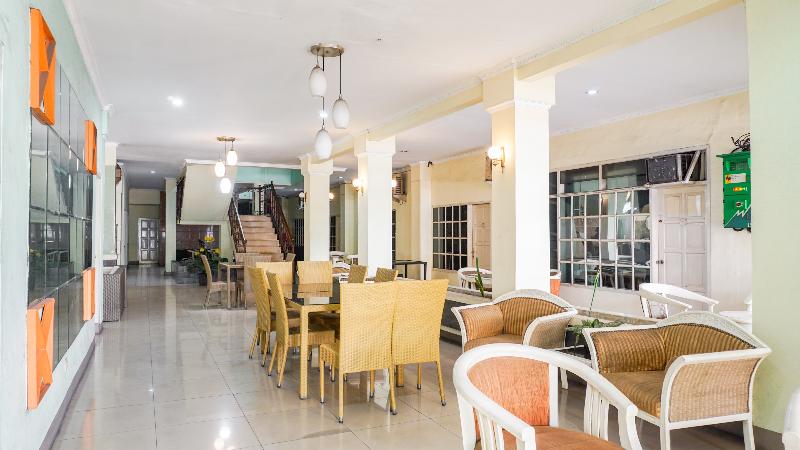 Hotel Oyo 2085 Chrysanta