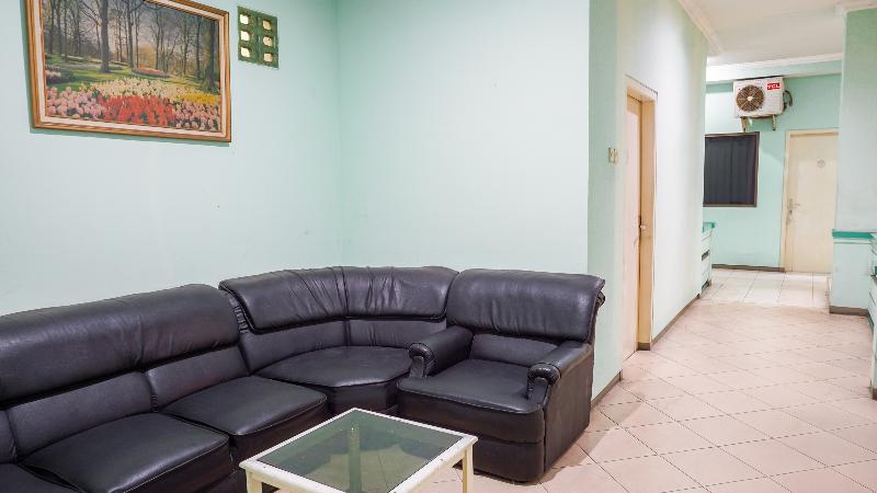 Hotel Oyo 2085 Chrysanta