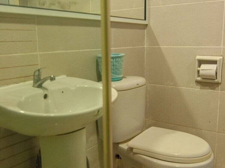 Отель Oyo 89577 Kristal