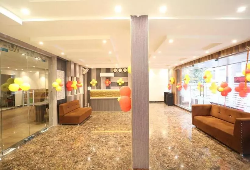 Hotelli Uma Palace