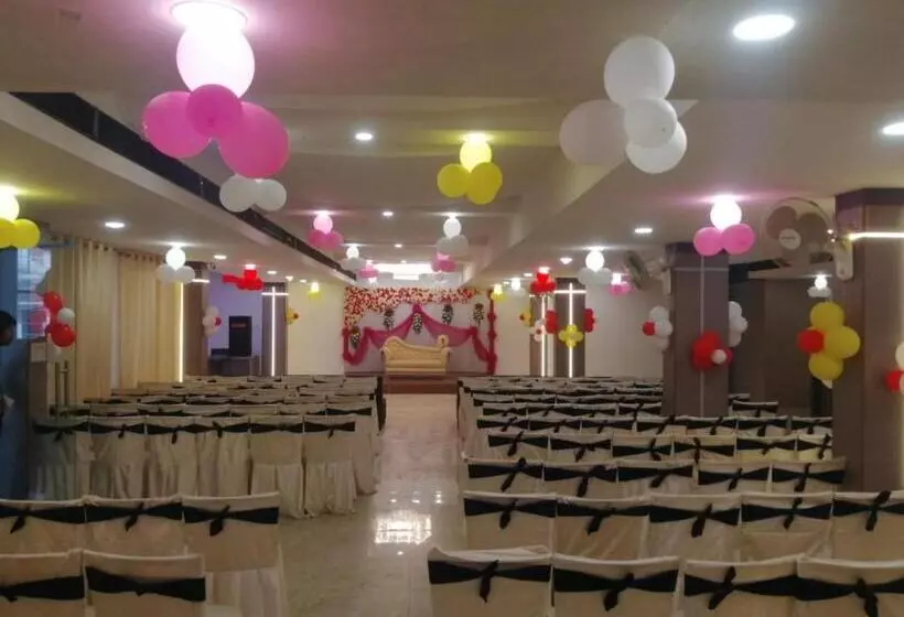 Hotelli Uma Palace