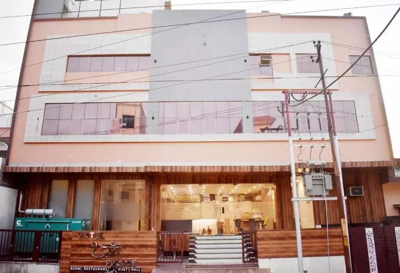 Hotelli Uma Palace