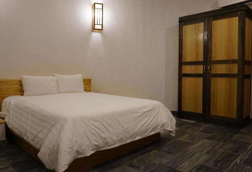 Bakhan Village Resort