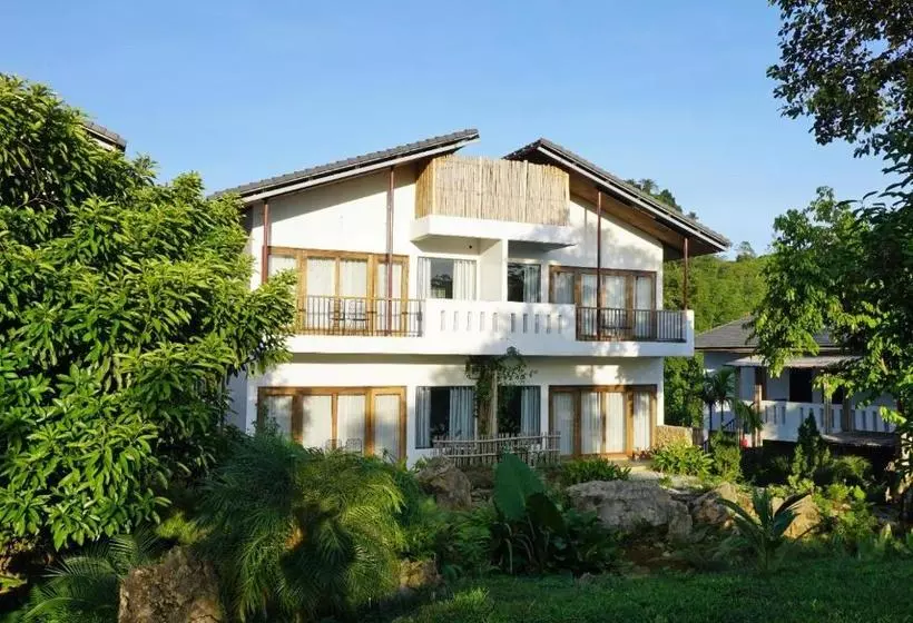 Bakhan Village Resort