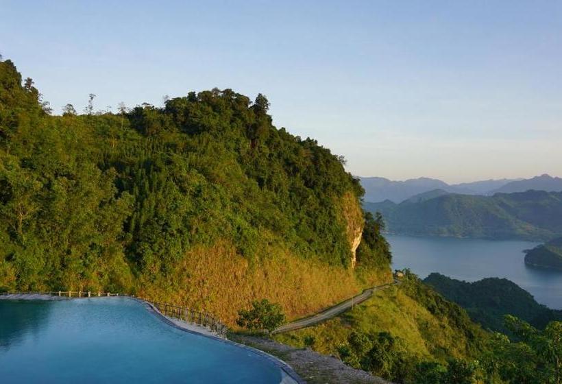 Bakhan Village Resort