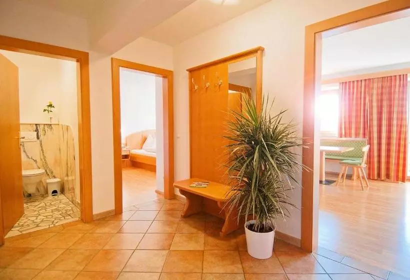 ホテル Berggasthof Bliembauer