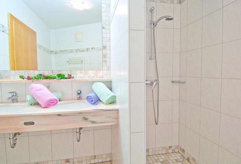 בית מלון כפרי Berggasthof Bliembauer