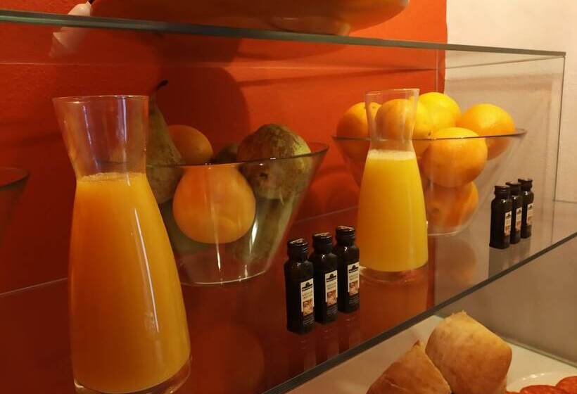 酒店 Cubo S Hostal La Plaza Family With Breakfast