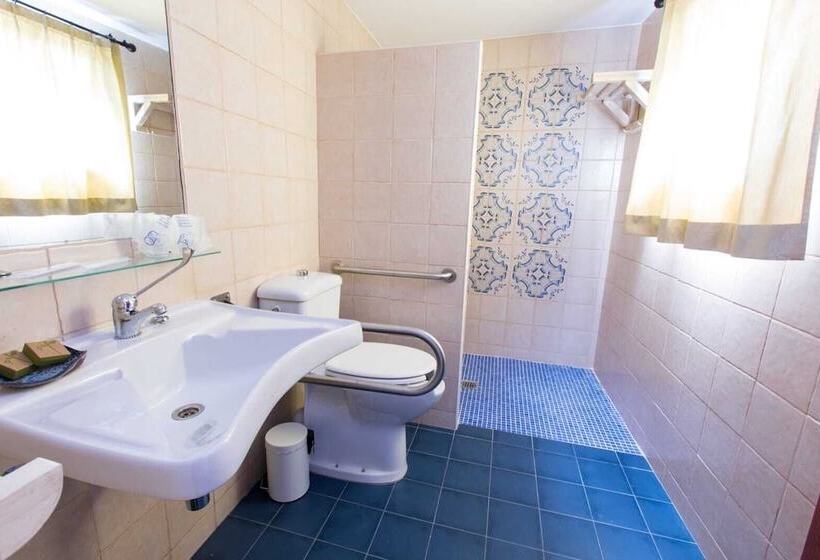 酒店 Cubo S Hostal La Plaza Family With Breakfast