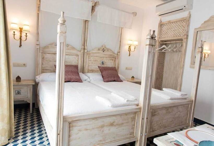 酒店 Cubo S Hostal La Plaza Family With Breakfast