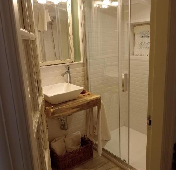 هتل Posada La Llosa De Somo