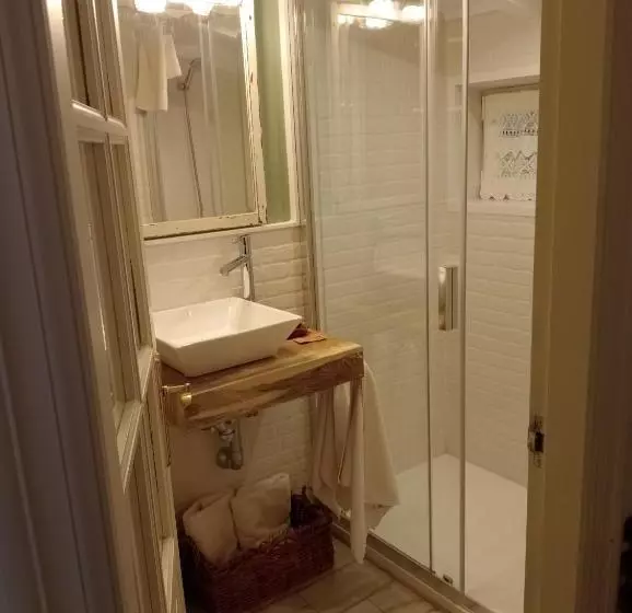 ホテル Posada La Llosa De Somo