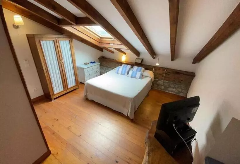 ホテル Posada La Llosa De Somo