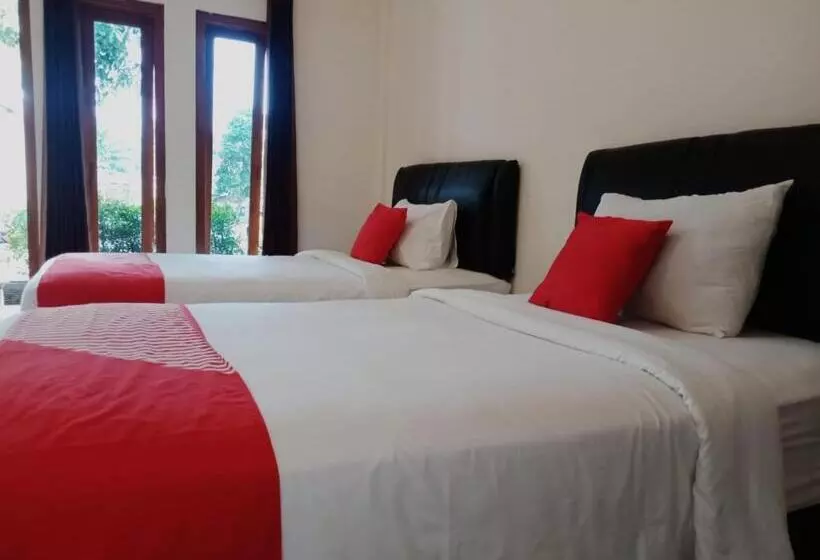 ホテル Rahayu Residence Syariah Kediri