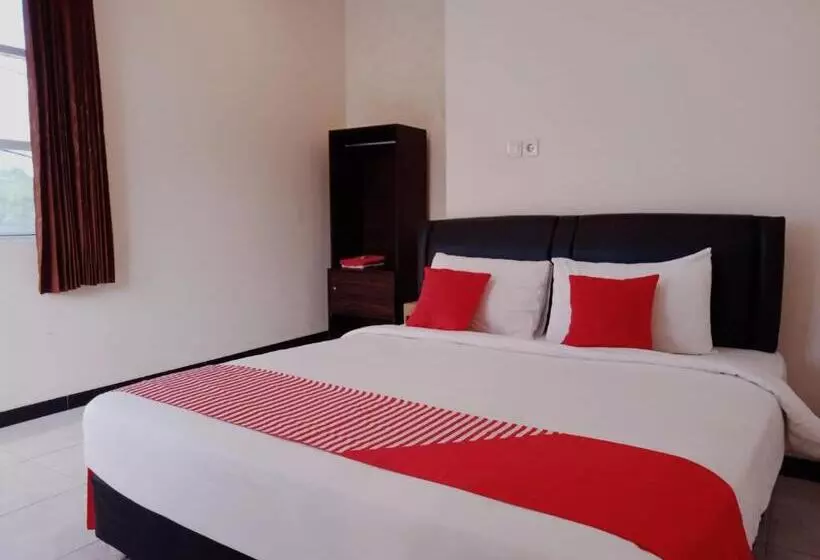 ホテル Rahayu Residence Syariah Kediri
