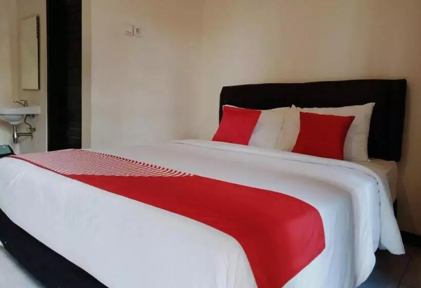ホテル Rahayu Residence Syariah Kediri
