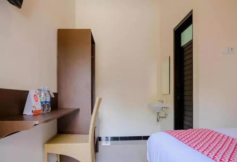 ホテル Rahayu Residence Syariah Kediri