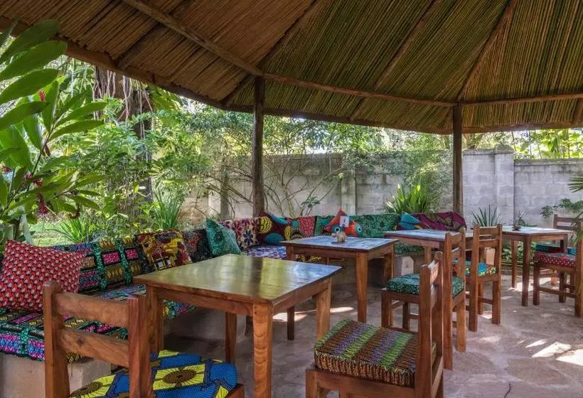 Majatalo Muti Entebbe