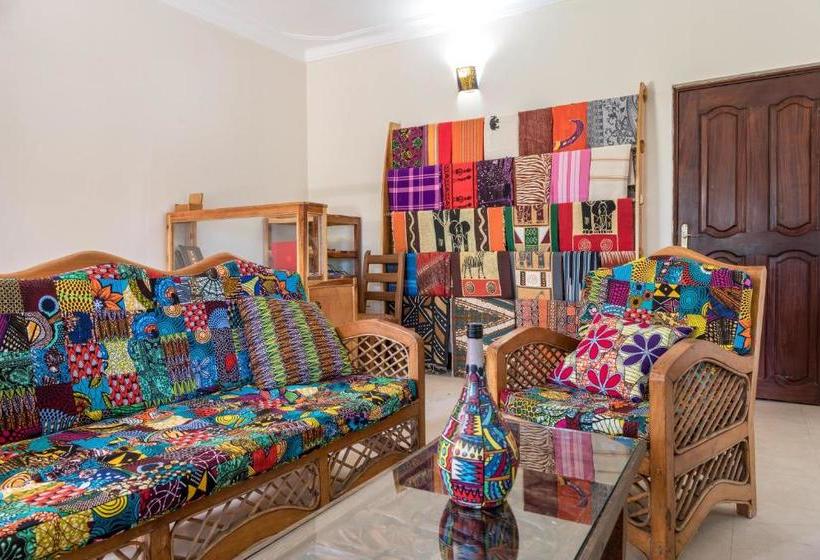 پانسیون Muti Entebbe