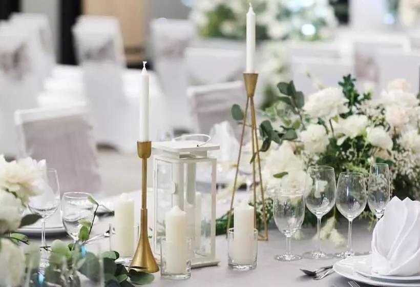 Hotelli Holiday Inn & Suites Siracha Laemchabang, An Ihg