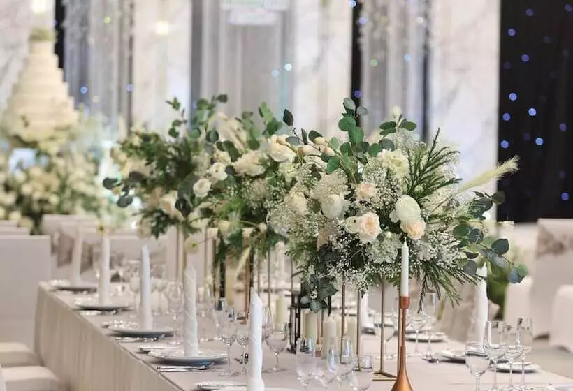 Hotelli Holiday Inn & Suites Siracha Laemchabang, An Ihg