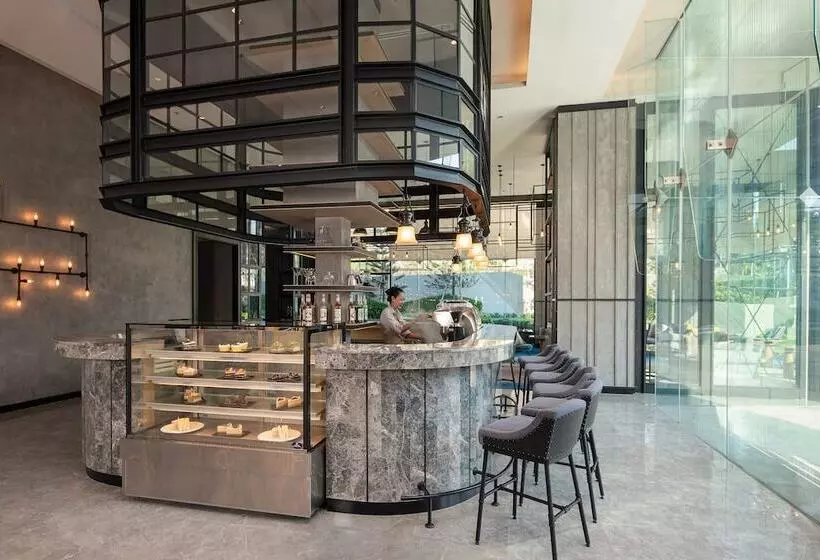 Hotelli Holiday Inn & Suites Siracha Laemchabang, An Ihg