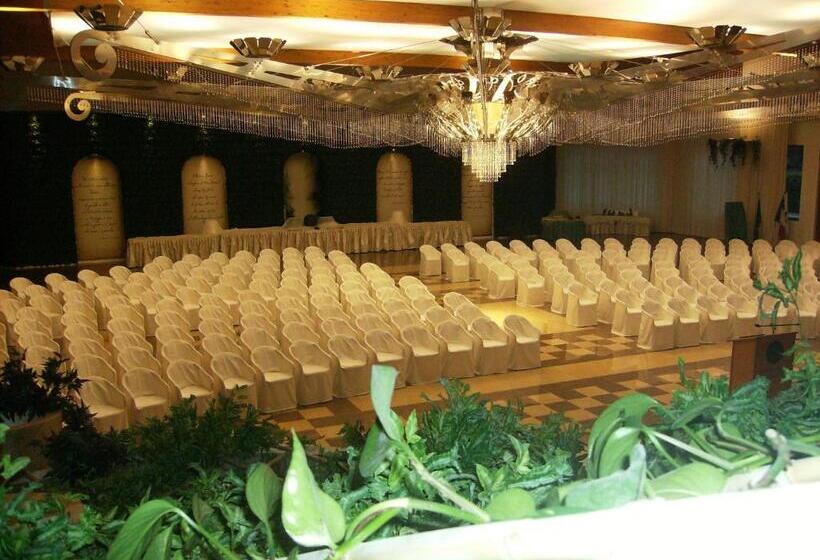 ホテル Park Grumentum