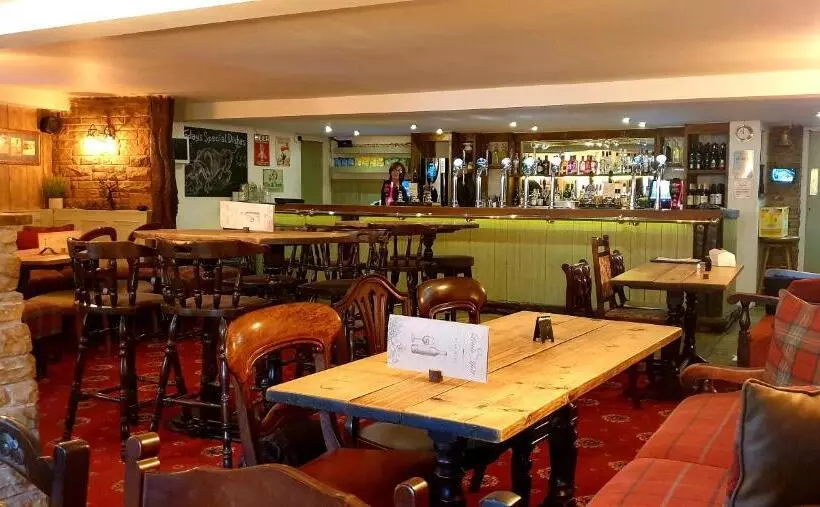 Hotelli The Little Mill Inn