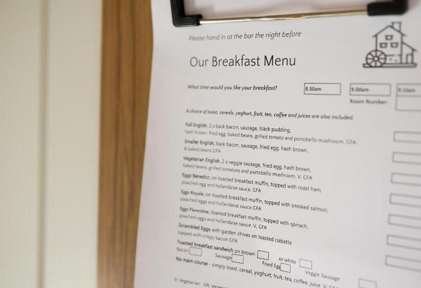 ホテル The Little Mill Inn