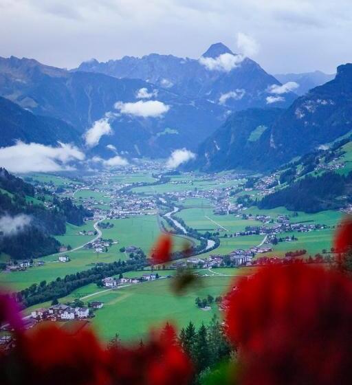 펜션 Schulhaus Tirol