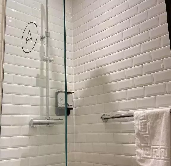 Aerotel London Heathrow, Terminal 2 & Terminal 3