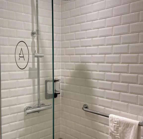 Aerotel London Heathrow, Terminal 2 & Terminal 3